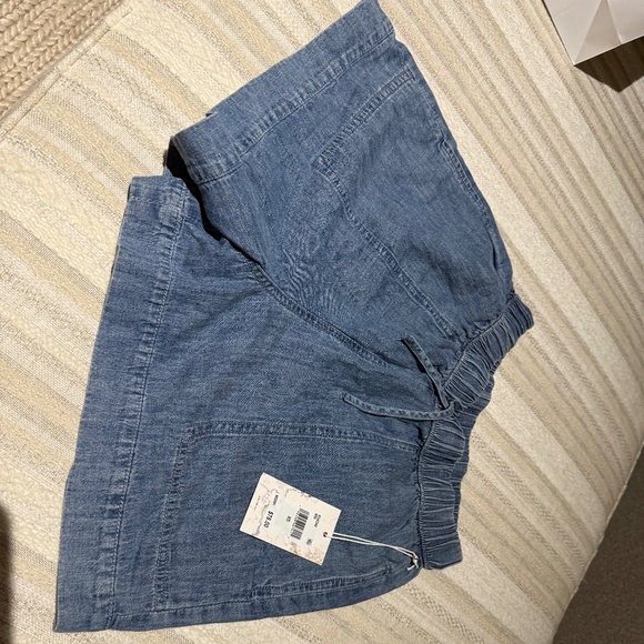 Splendid Shorts - Picture 1 of 3
